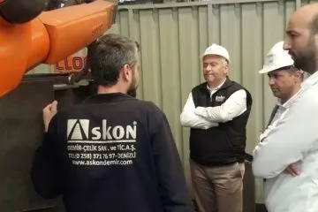 Kaynak Robotumuz Hakkında Tazeleme Eğitimi Verildi.